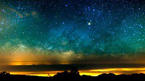 Amazing Time Lapse of the Northern Lights & The Milky Way | Wake Up World