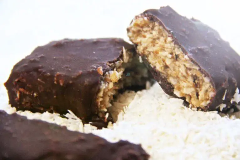 Chocolate Paradise Coconut Bar Recipe Vegan, Raw, Delicious