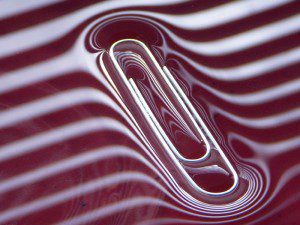 physics-photo-contest-2008-paperclip-water