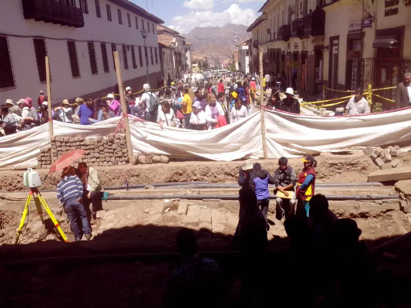 New Inca Site Discovered in Cusco During Road Maintenance