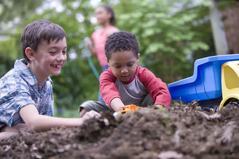 How Playing in the Dirt Benefits the Immune System