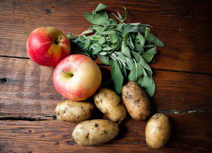 FDA-Genetically-Modified-Apples-and-Potatoess