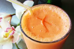 Top 20 Superfood Smoothies - Carrot Pineapple