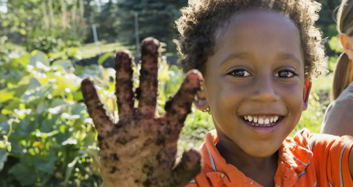 Digging in the Dirt Makes You Happy — Here’s Why Wake Up World