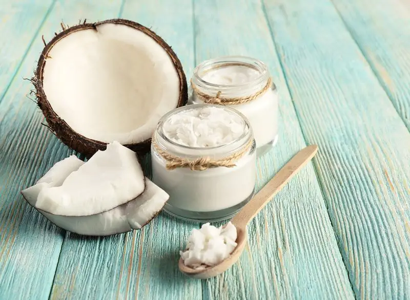 Coconut Oil Fights Deadly Yeast Infections, Candida, Research Suggests